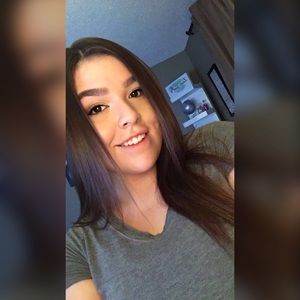 Meet your Posher, Skyler